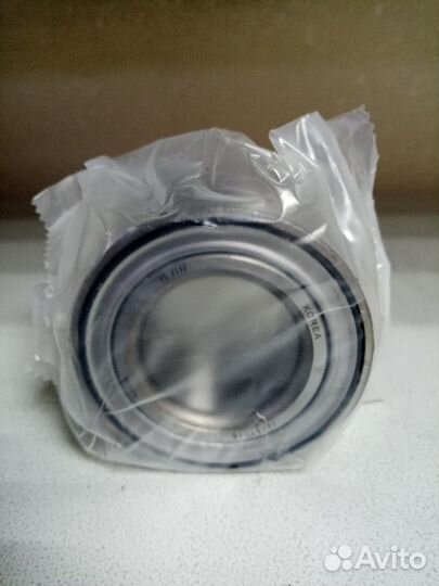 Подшипник ступицы передней Iljin IJ111016