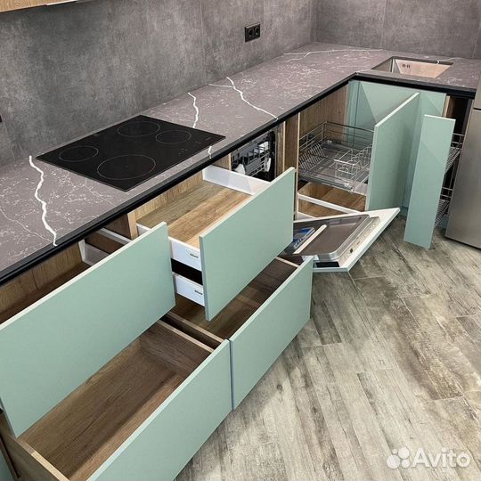 Кухонный гарнитур угловой на заказ