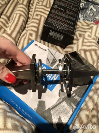 Дверные ручки межкомнатные с замком новые