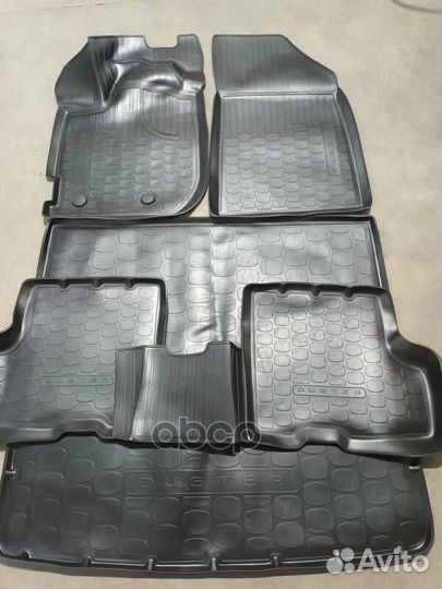 Комплект ковриков в салон и багажник Рено Дасте