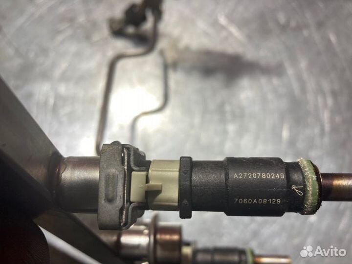 Топливная рампа Mercedes Slk R171 M272 3.5I 2007