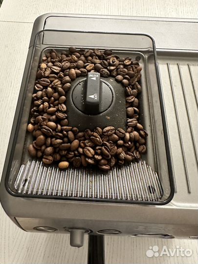 Кофемашина Bork с капучино + комплект для чистки