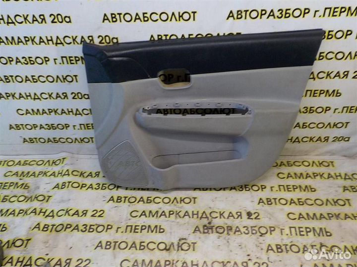 Обшивка двери передней правой Hyundai Verna 2006