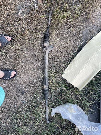 Рулевая рейка toyota auris, corolla 150