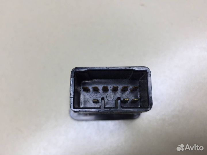 Кнопка аварийной сигнализации Kia Rio 3 UB 2011-20