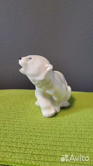 Статуэтка Медведь