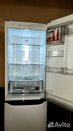 Продам холод LG с гарантией и документами