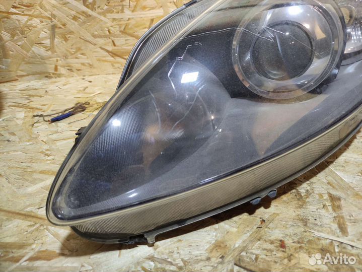 Фары Seat Altea Freetrack адаптив левая