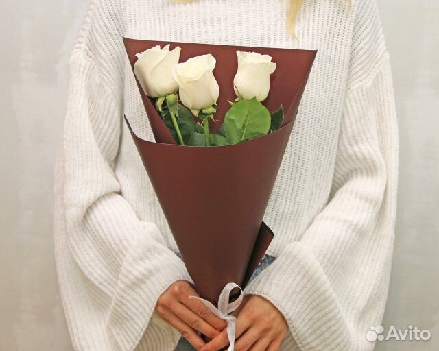 Букет из 3 белых роз premium 40-50 см (Эквадор)