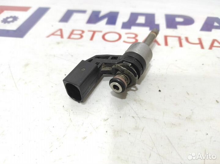 Форсунка инжекторная электрическая нижняя Volkswag