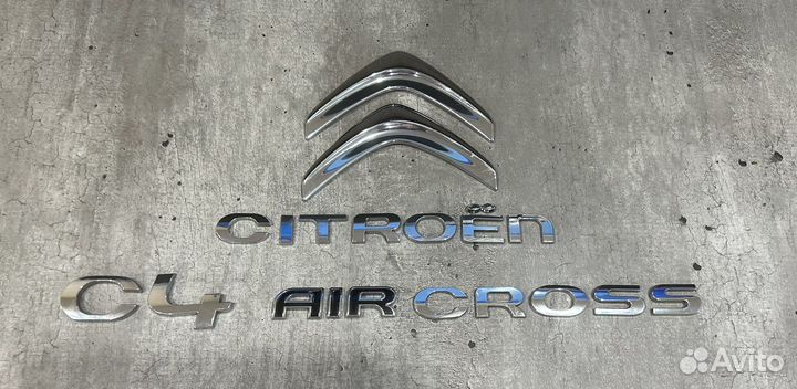 Эмблема Citroen C4 Aircross
