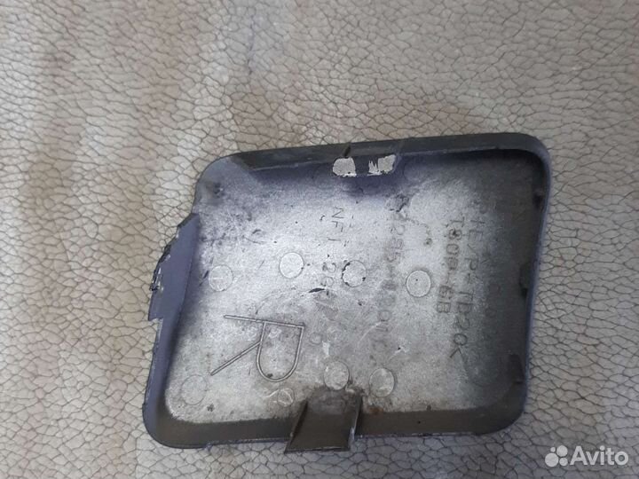 Заглушка переднего бампера Toyota Rav 4