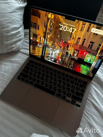 Apple MacBook air 13 2022 m2