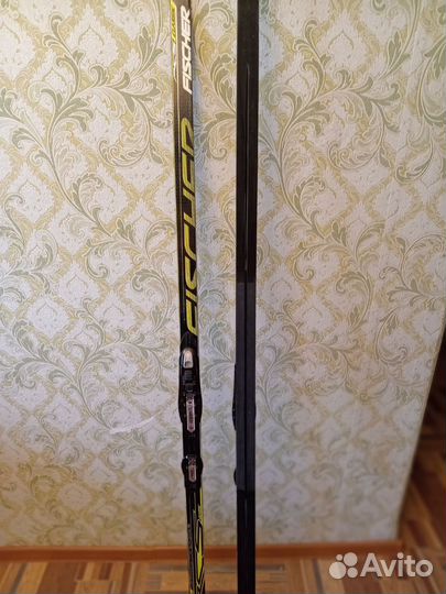 Беговые лыжи fischer классика
