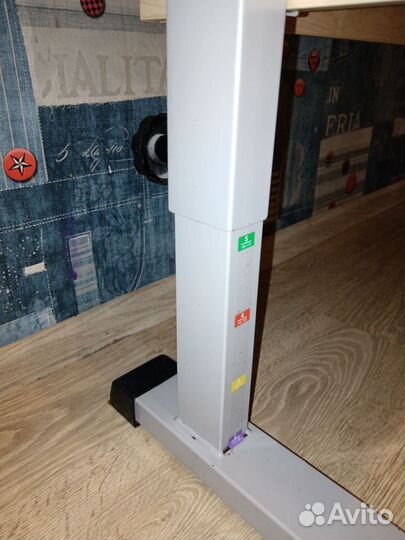 Стол школьный со стулом