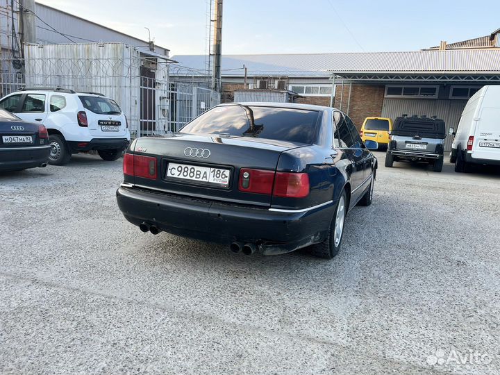 Audi S8 D2 Ауди S8