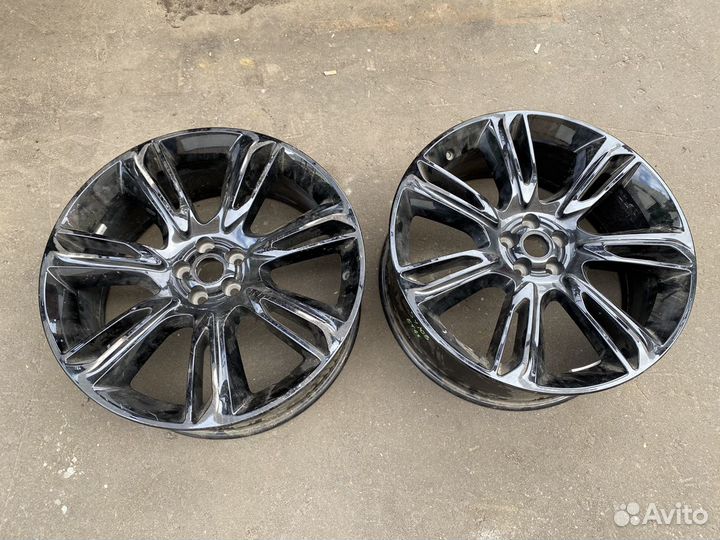 Диск литой черный Range Rover Velar R22