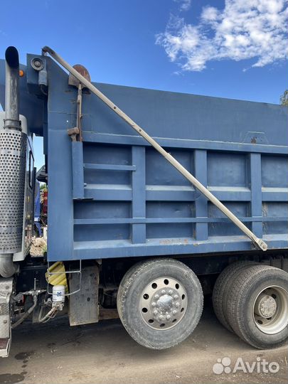 Kenworth T800, 2004