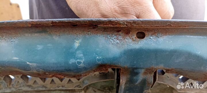 Капот Kia Carnival 2002-2006