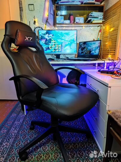 Кресло игровое, компьютерное A4Tech X7 GG-1000B
