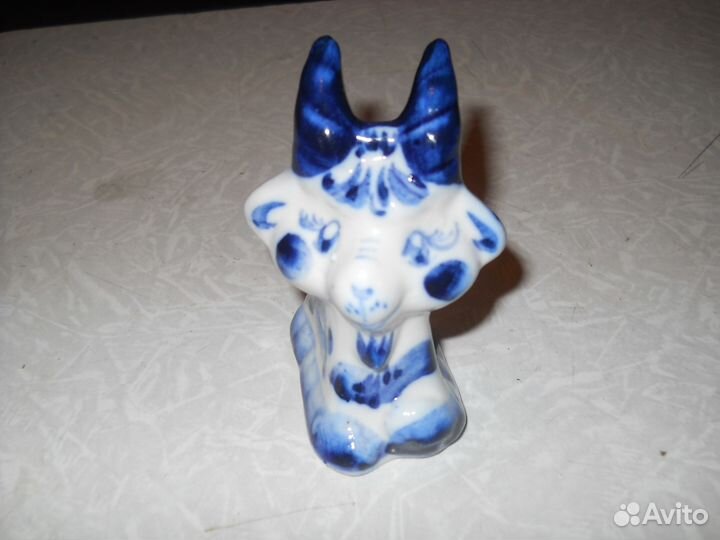 Статуэтки Гжель разные