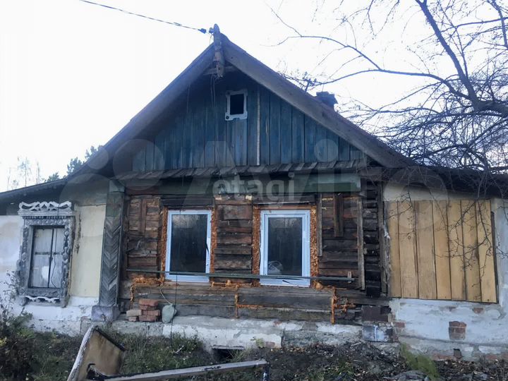 Дом 18,9 м² на участке 16 сот.