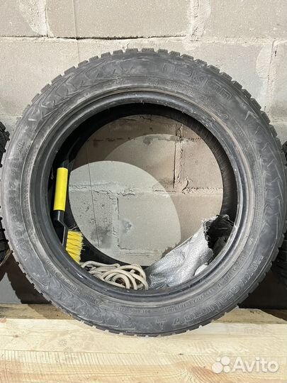 Nokian Tyres Hakkapeliitta 7 215/55 R17 98T