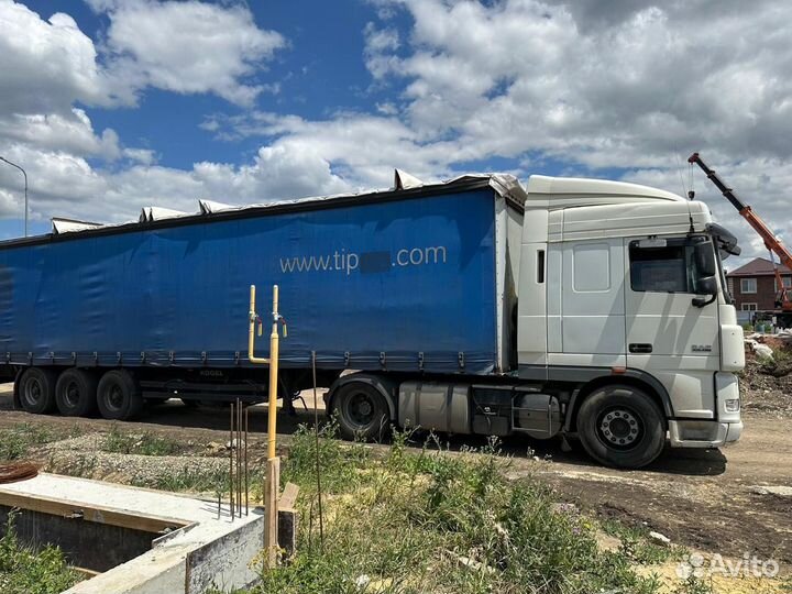 DAF XF 105.460 с полуприцепом, 2012