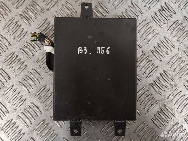 Блок управления телефоном Volkswagen Passat B6 2.0