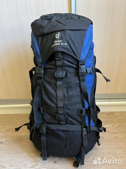 Рюкзаки, трекинговые палки, гермосумки в аренду