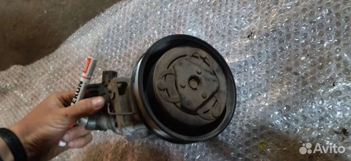 Компрессор кондиционера Nissan Almera N 16 QG 15