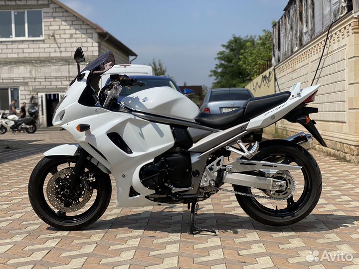 Suzuki Bandit 1250F.Без пробега по РФ