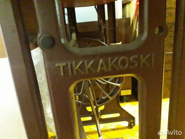 Швейная машина Tikka