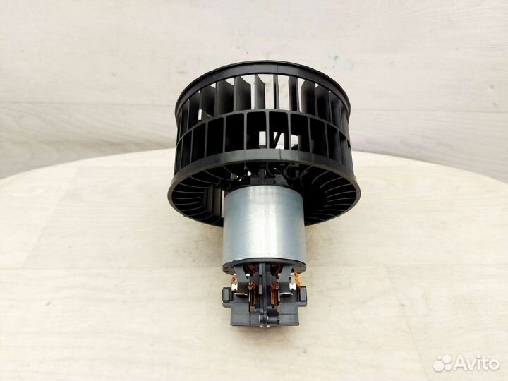 Моторчик печки Renault Kangoo 1997-2008