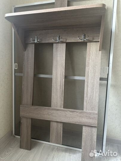 Вешалка в прихожую