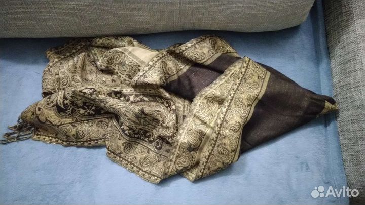 Палантин коричново-золотой