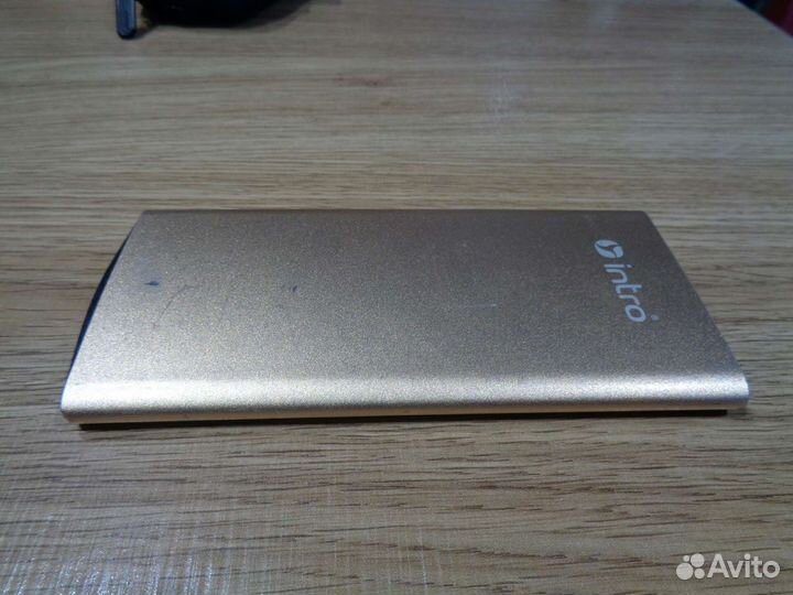 Внешний аккуммулятор на металл