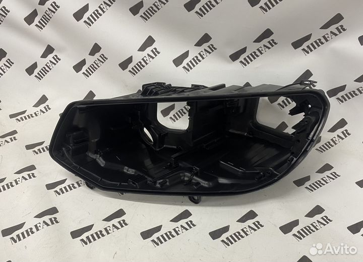 Левый корпус фары Volkswagen Touareg II NF 10-14