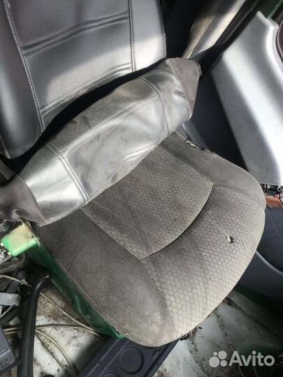 Сиденье водительское пневмо isri Mercedes Sprinter