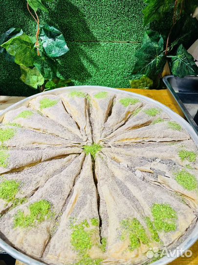 Холодная пахлава с фисташкой