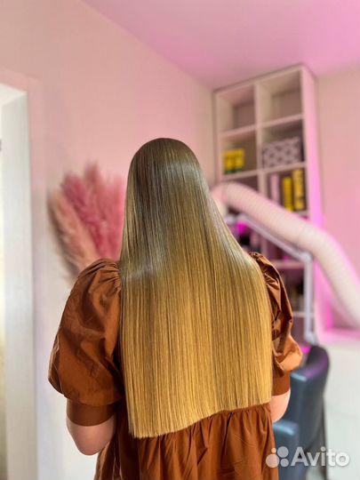 Кератиновое выпрямление волос