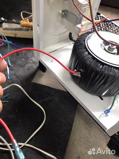 Понижающий трансформатор 220-120v,100v