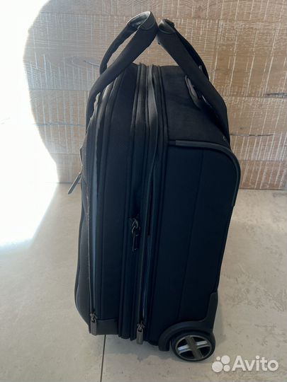 Чемодан Samsonite ручная кладь
