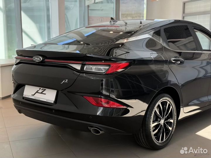 JAC J7 1.5 CVT, 2023