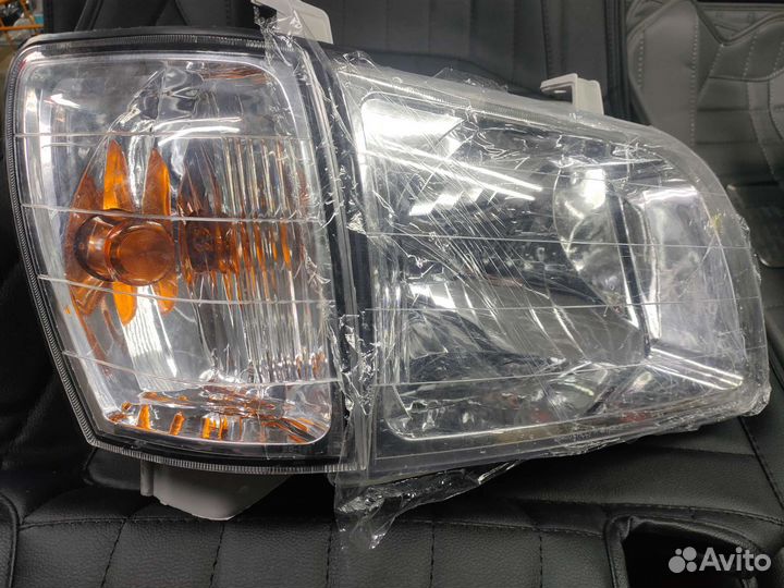 Toyota town ace noah40 фара