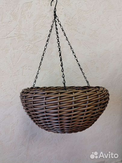 Кашпо подвесное