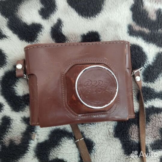 Плёночный фотоаппарат фэд-4