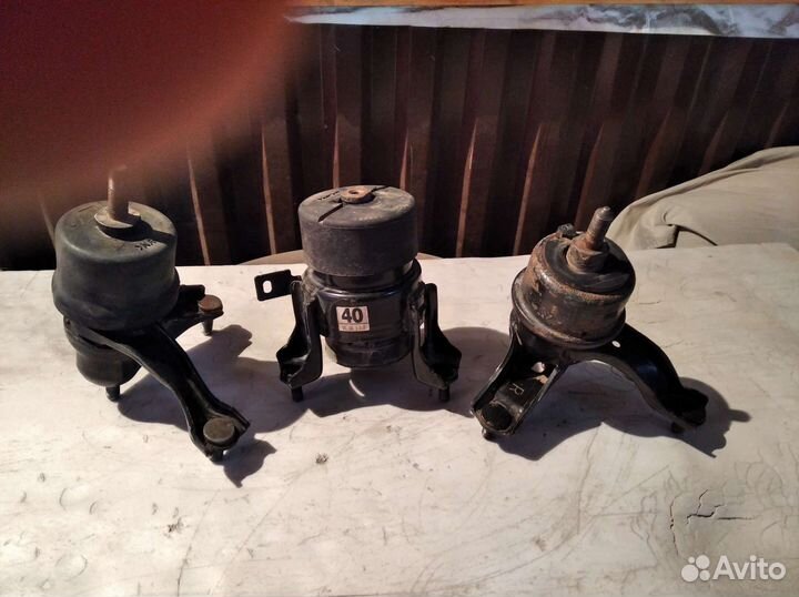 Подушка двигателя toyota camry 40 Оригинал