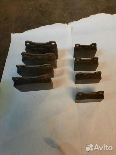 Колодки тормозные мерседес 123