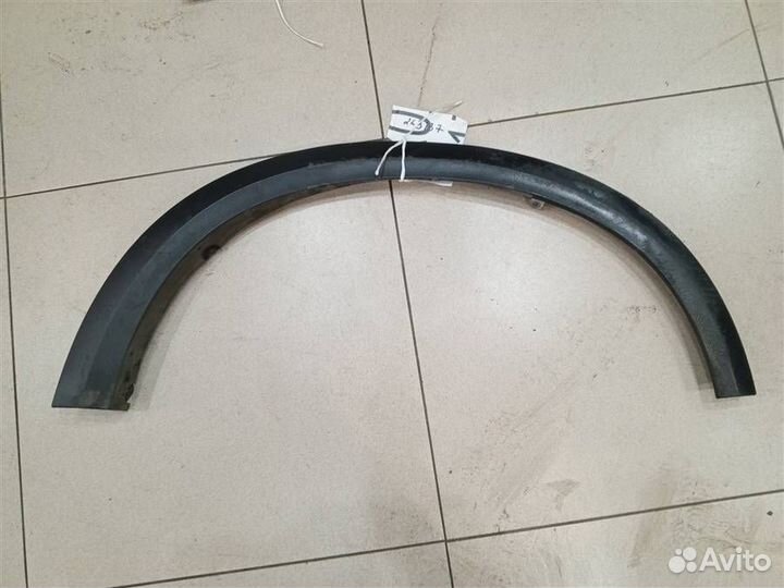 Накладка переднего крыла правого Volvo XC90 2002
